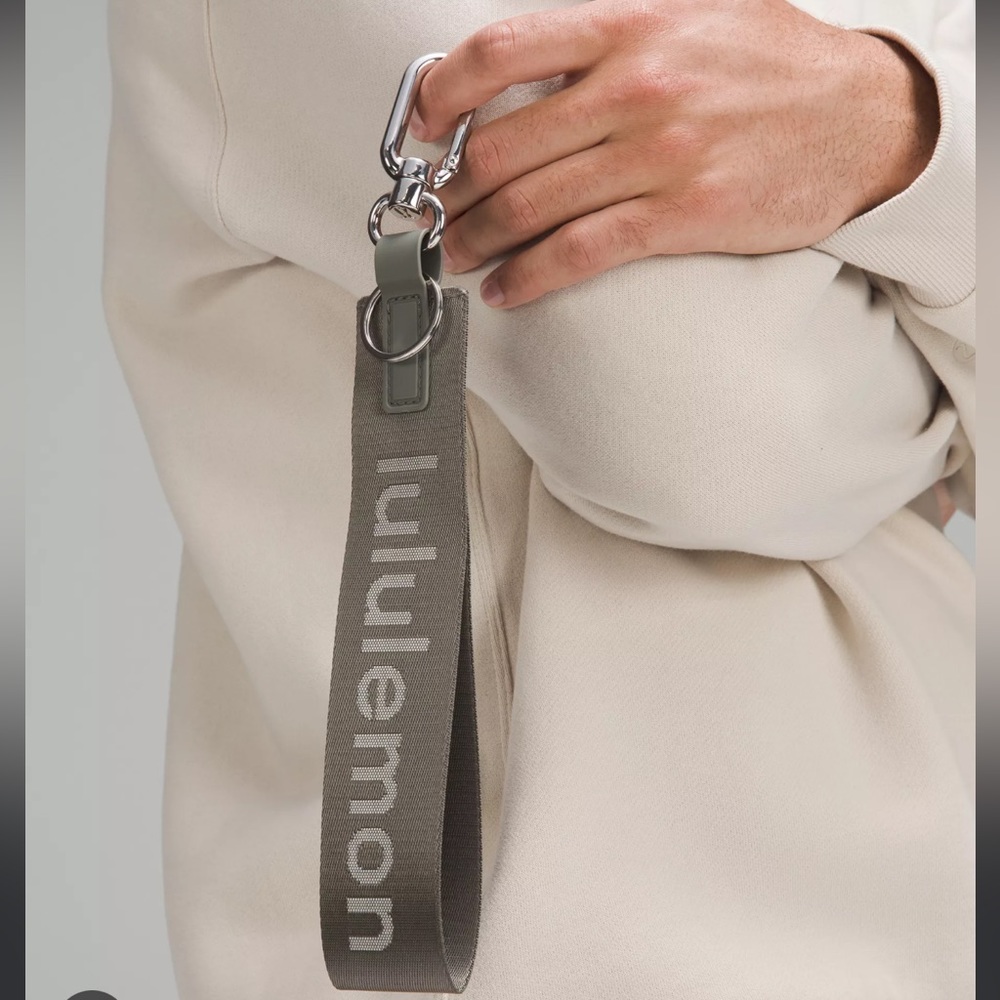 Lululemon | never lost keychain | gray sage/white opal